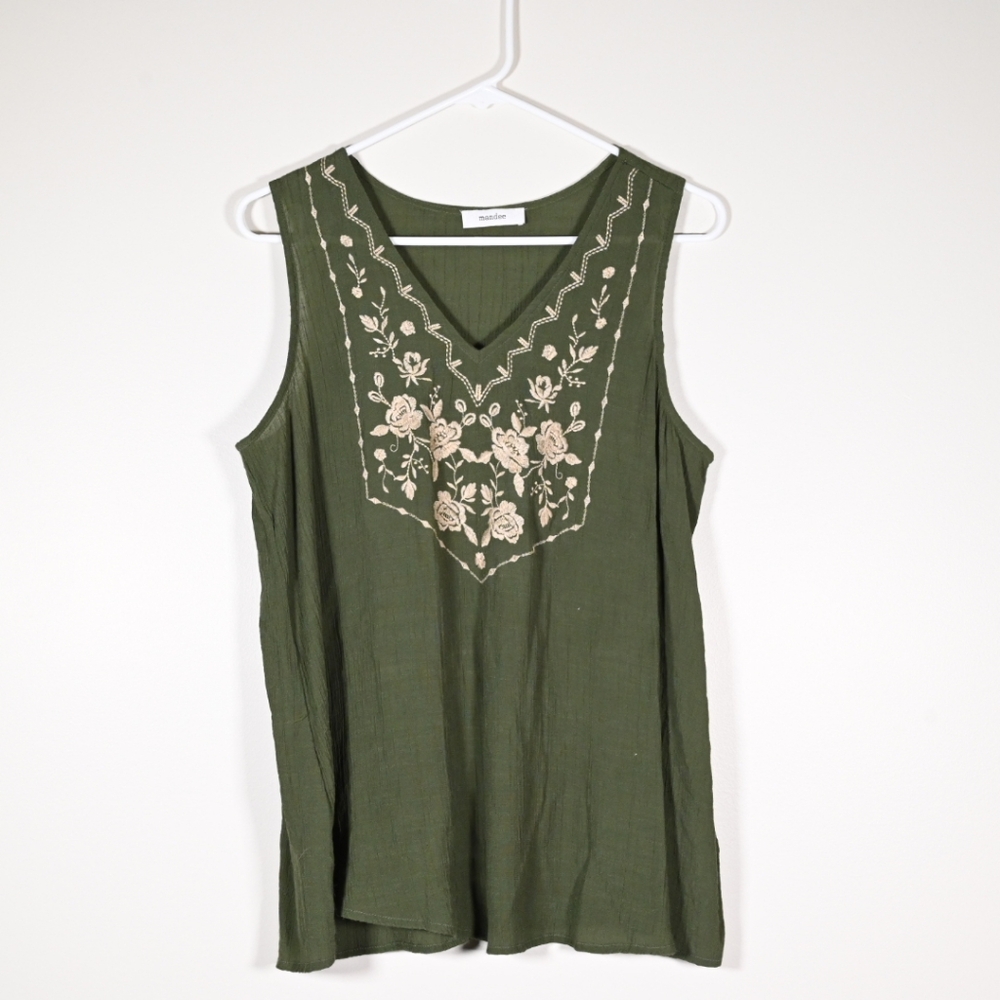 Mandee Embroidered Tank Top L Green